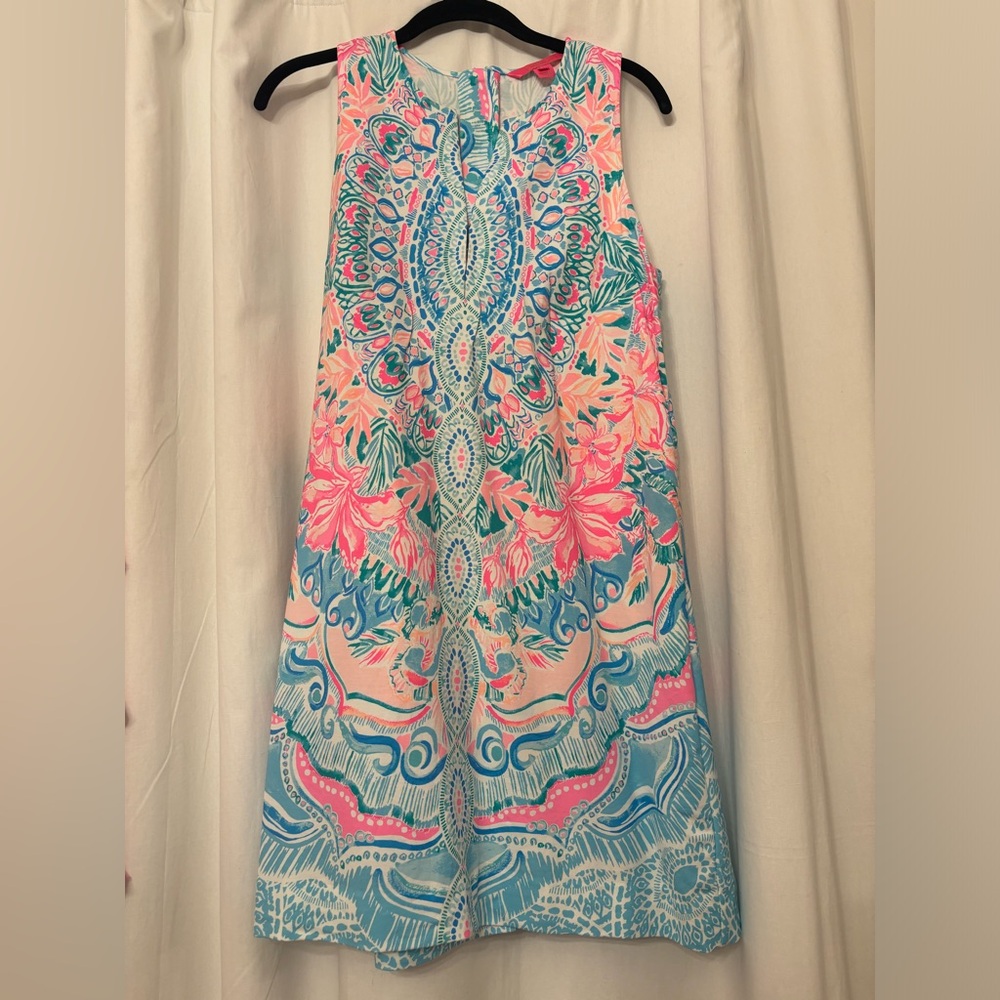 EUC Lilly Pulitzer Kelby Stretch Shift Multi Hot Tamale